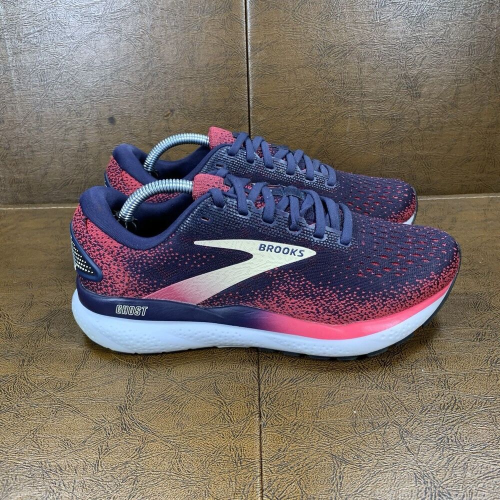 Brooks Ghost 16 Peacoat Raspberry Apricot Running Sneakers EUC Women's 7 Wide